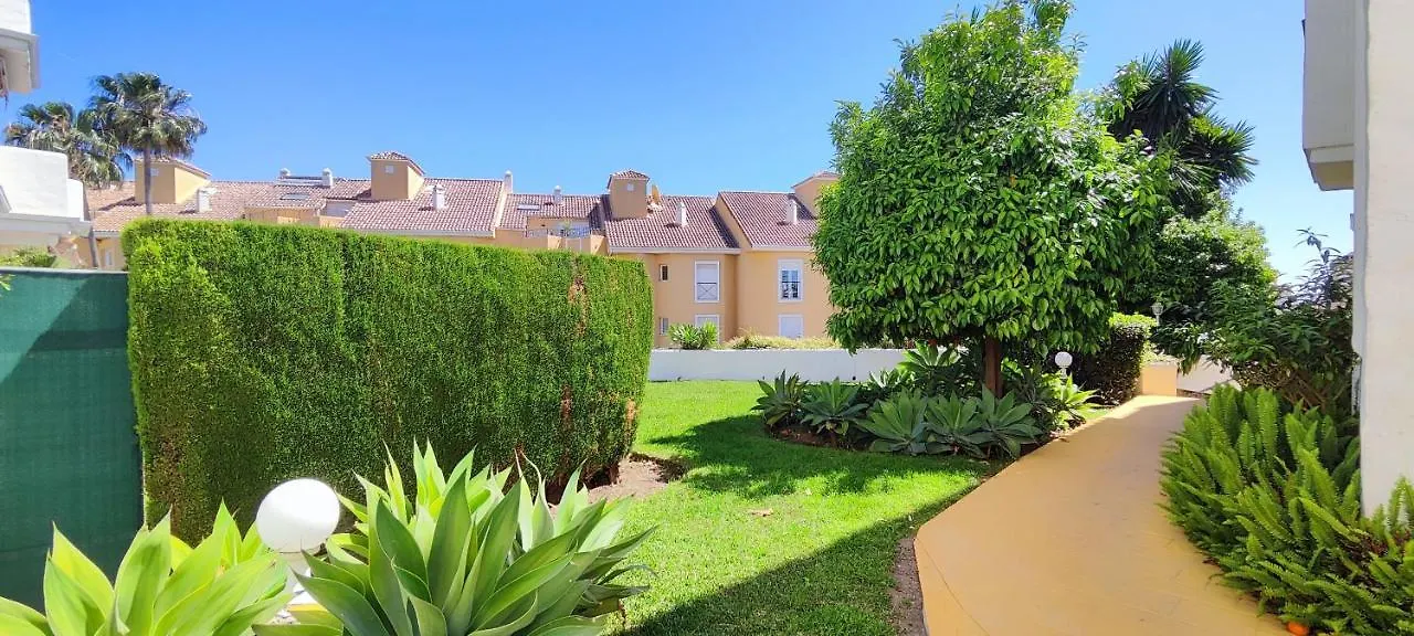 Unique & Fashionable 3 Bedroom Holiday Home - Views Estepona Apartment