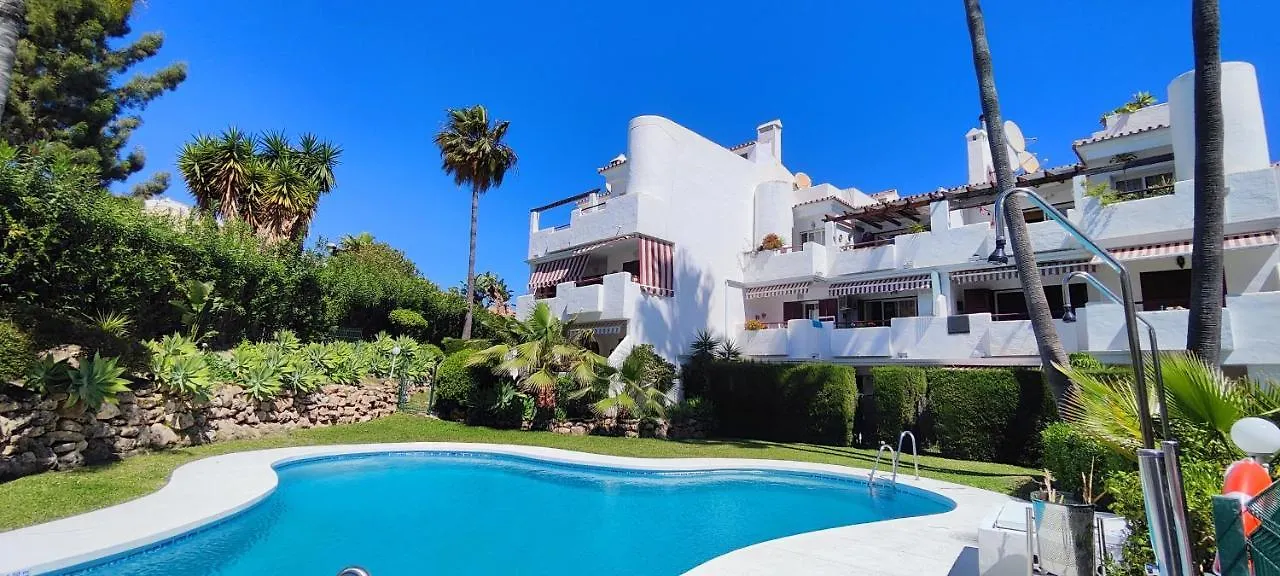 Apartment Unique & Fashionable 3 Bedroom Holiday Home - Views Estepona