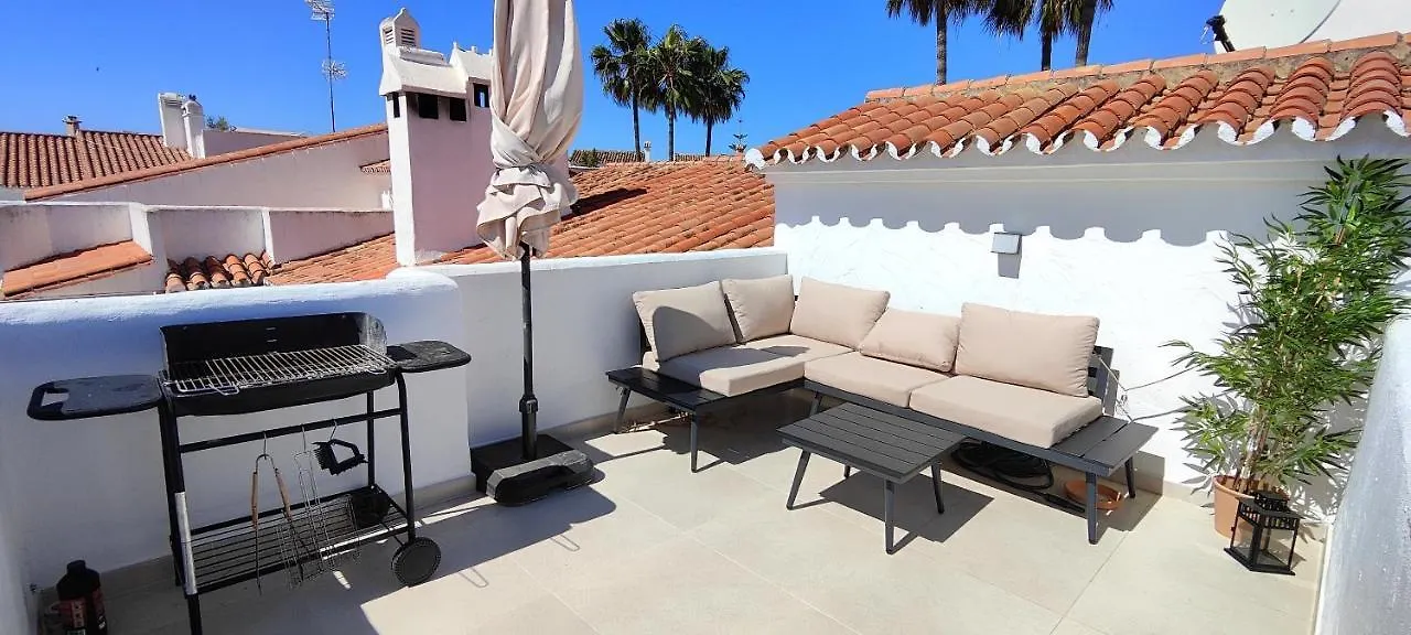 Apartment Unique & Fashionable 3 Bedroom Holiday Home - Views Estepona