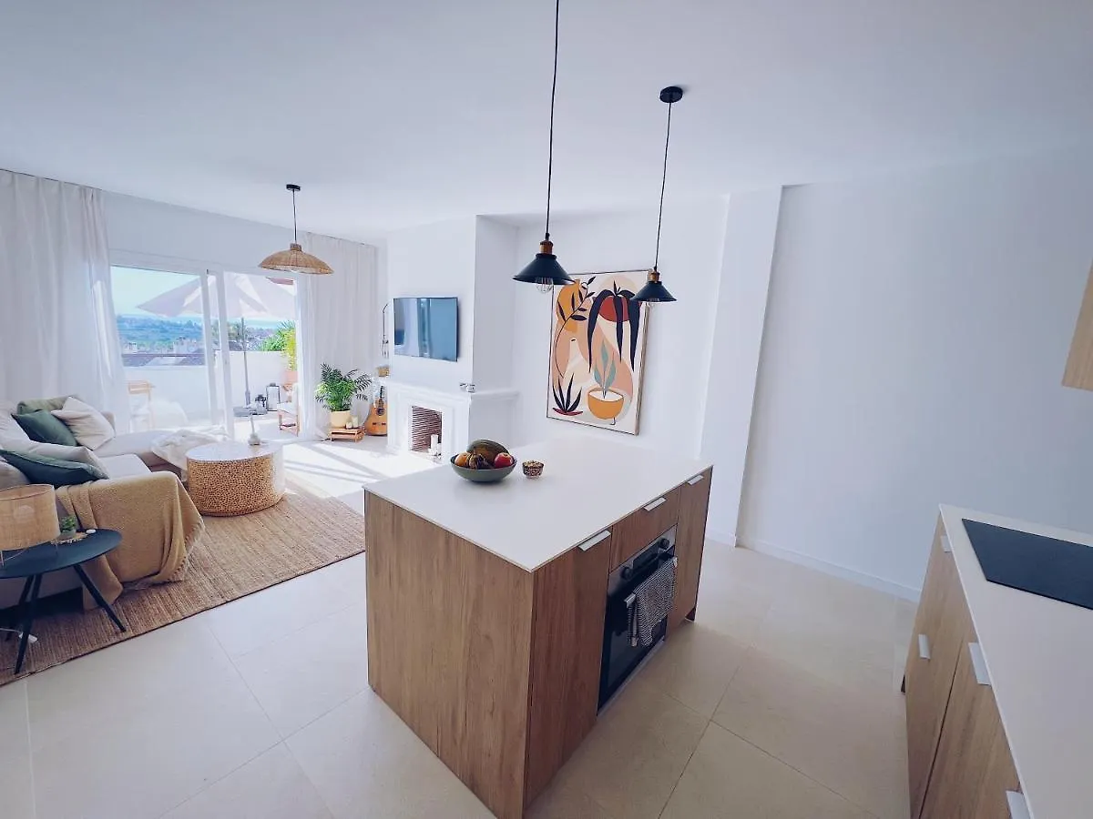 Unique & Fashionable 3 Bedroom Holiday Home - Views Estepona